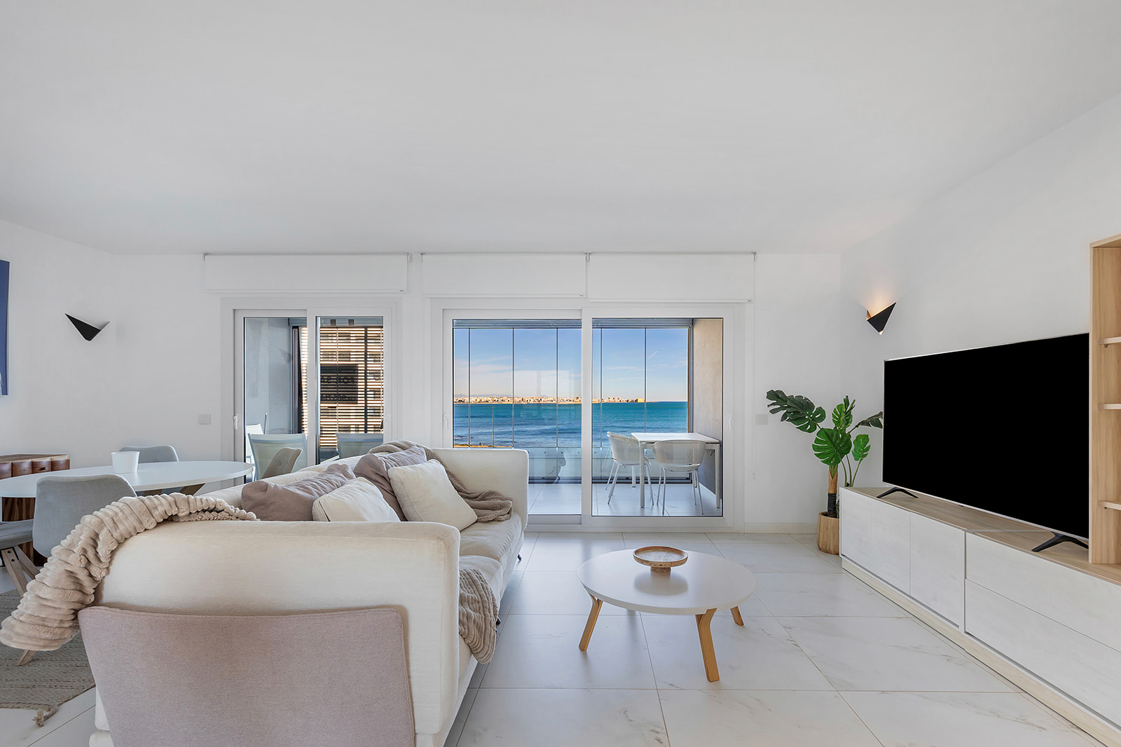 This exclusive 5th-floor apartment is located in the prestigious Posidonia residential complex, on t - Image 1