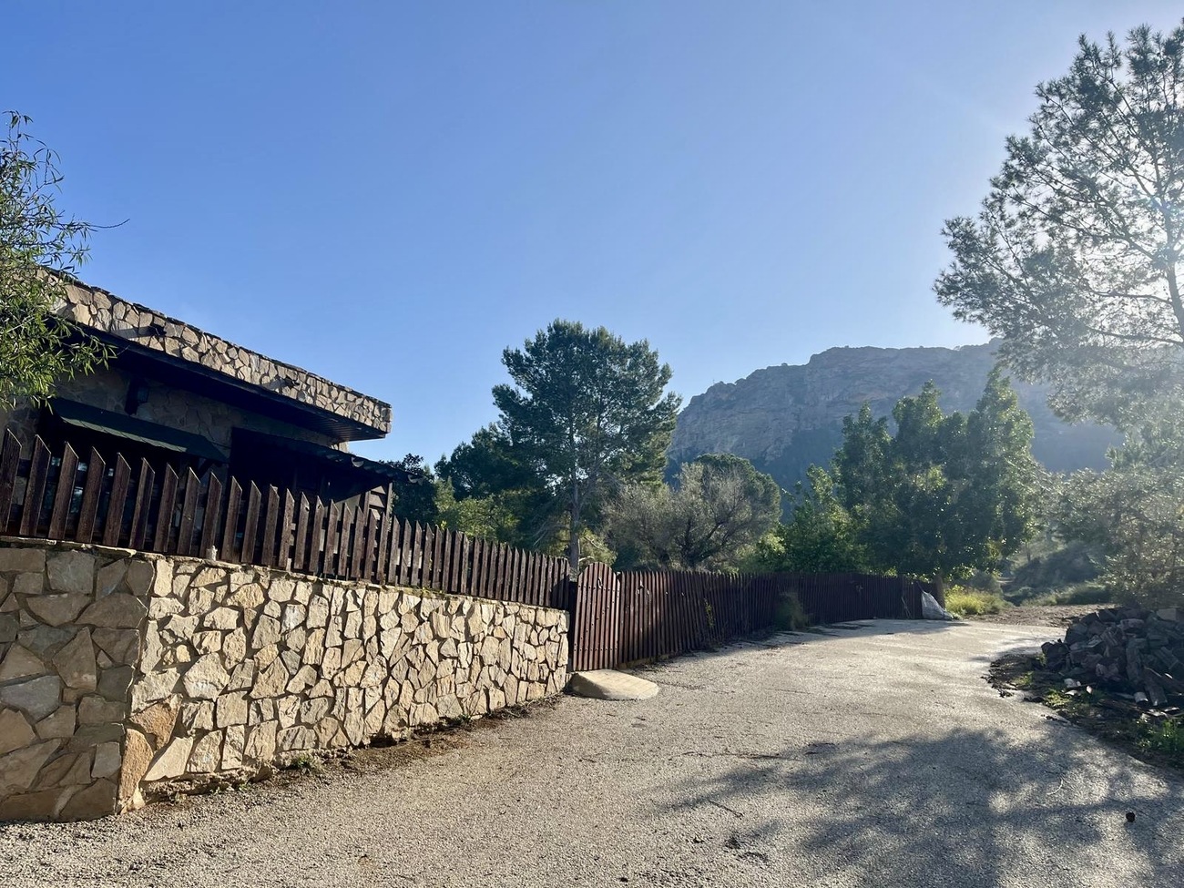 Magnificent One-of-a-kind Estate in the Sierra de Columbares Natural Park, Gea y TruyolsNestled in t - Image 1