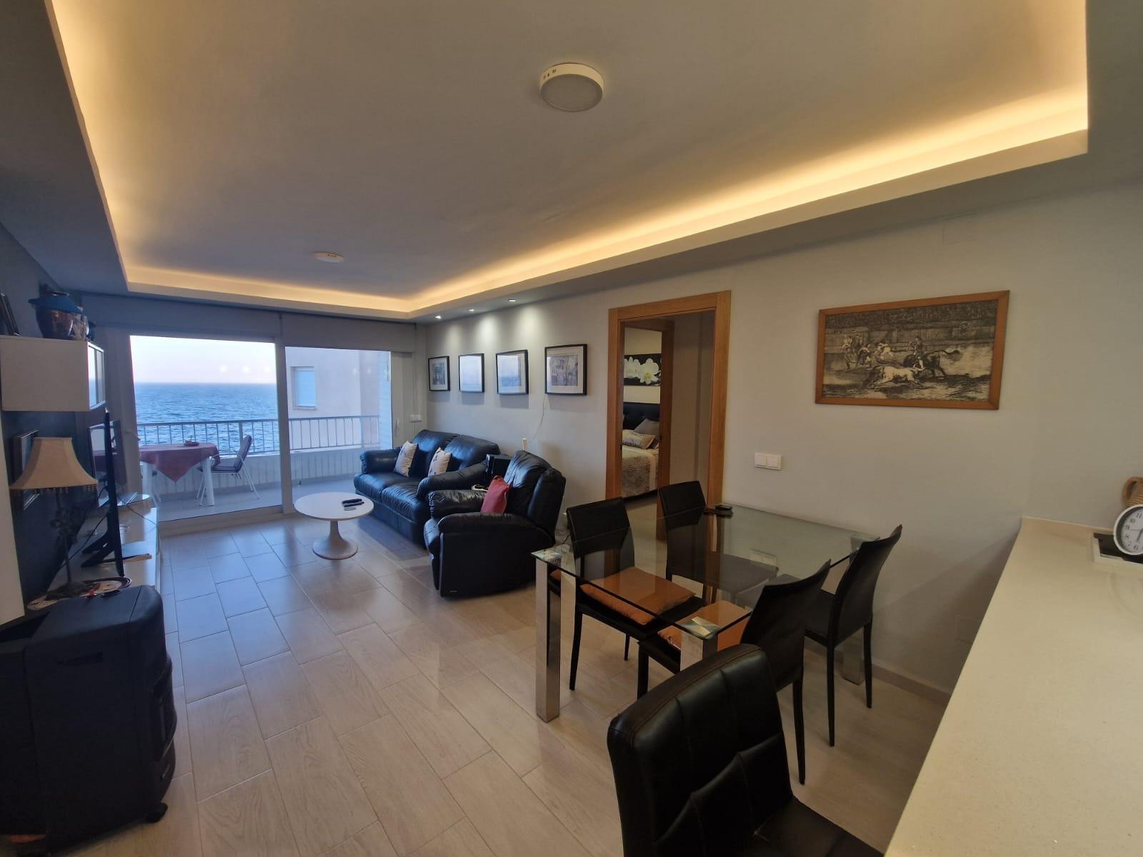We are happy to present this beautiful apartment located in the well-known Playa del Cura, in Torrev - Image 1