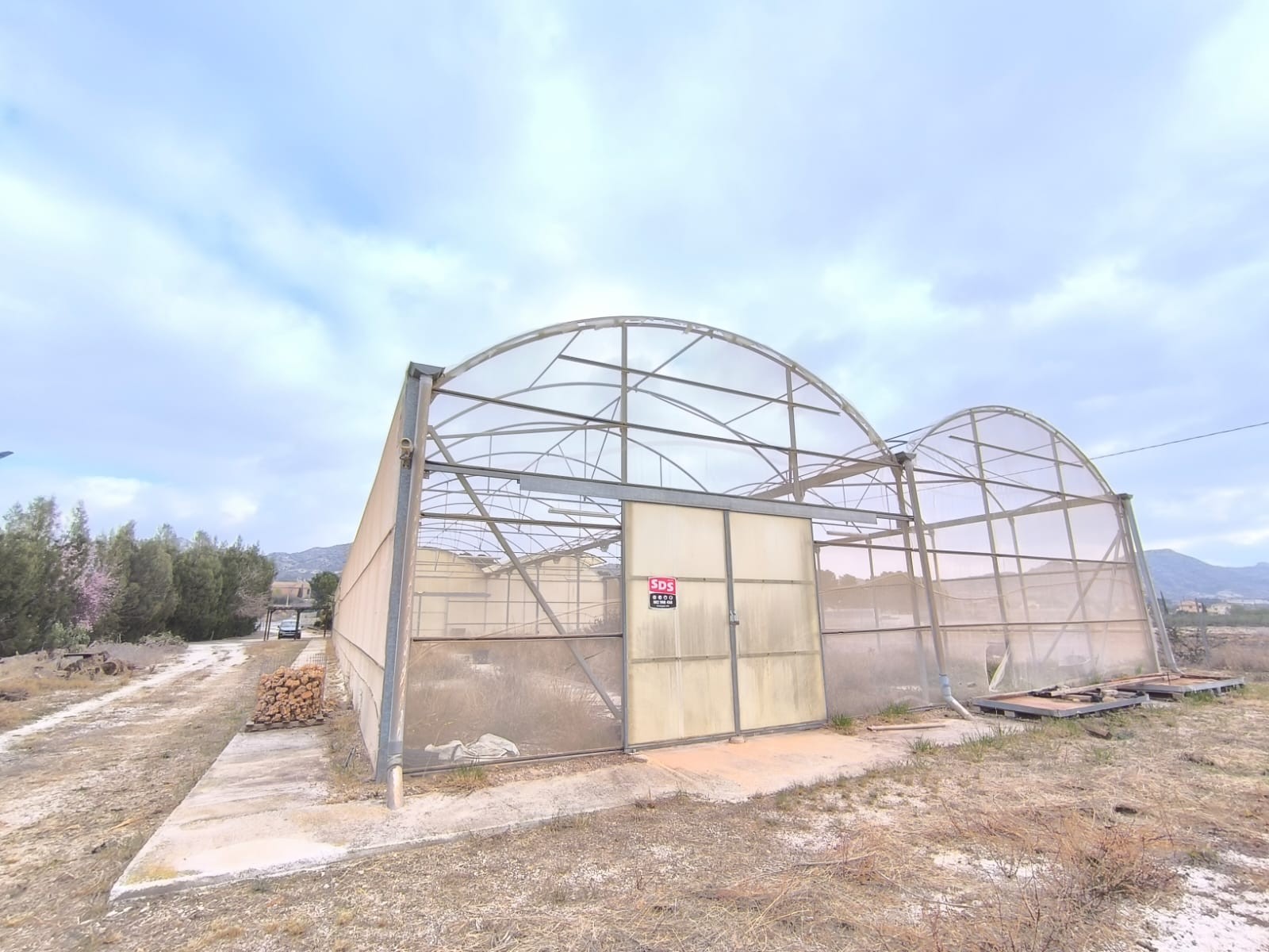 Garden Centre Near Aspe Via Stratus International SpainUnlock the potential of a thriving business o - Image 1