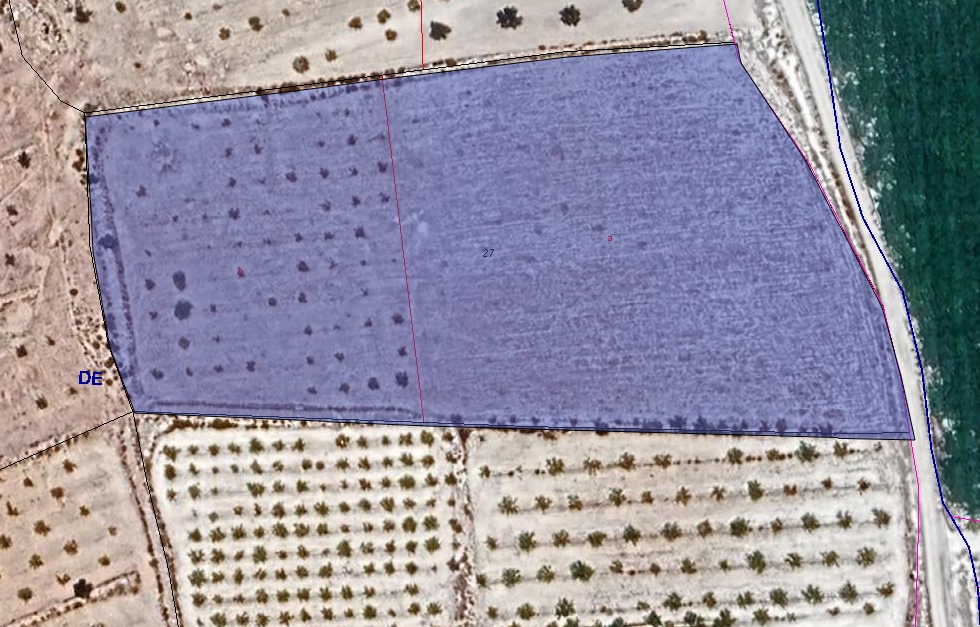 Welcome to a rare opportunity in the heart of lush countryside - Image 1